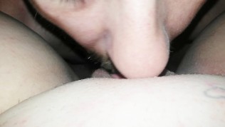 Close Up POV Horny Milf Pussy Licking and Tongue Fucking