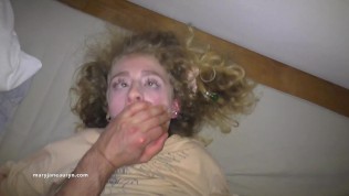 Insane Orgasm Leaves Her Braindead – Maryjane Auryn